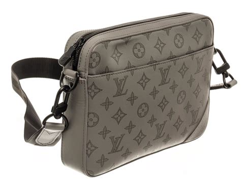 louis vuitton duo messenger bag grey|Louis Vuitton monogram Messenger.